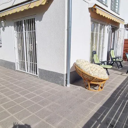 Chill & Апартаменты *